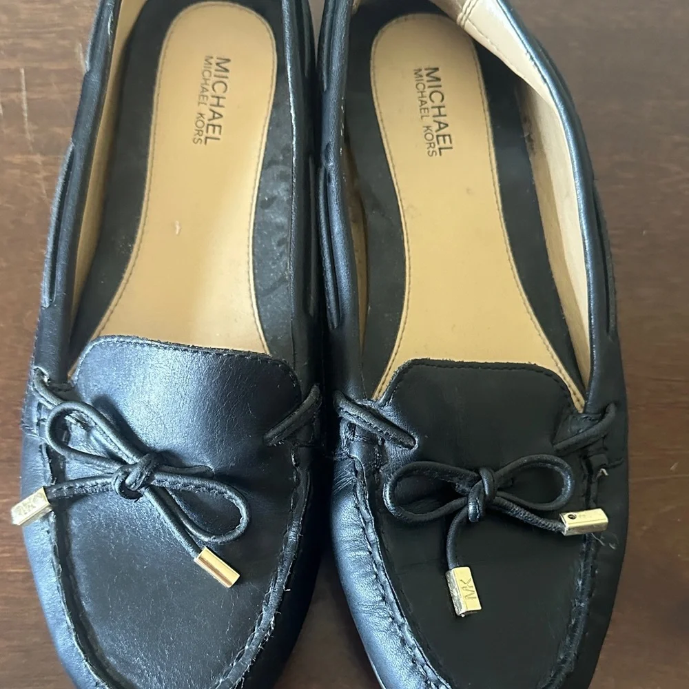 Michael Kors Black Leather Bow Driver Flats US7.5M - Picture 8 of 10
